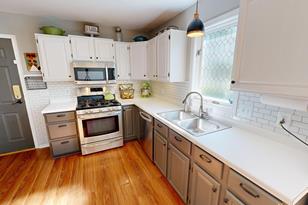 307 25th St SE - Photo 6