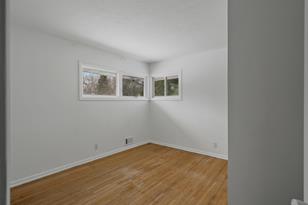 1620 7th St NW - Photo 8