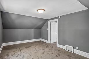 140 Isabel St E - Photo 30