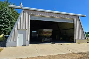 35996 391st Ave, Le Sueur, MN 56058 - Photo 10