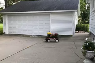 8585 Dale Rd, Woodbury, MN 55129 - Photo 28