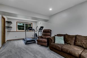 623 Hickory Dr - Photo 16