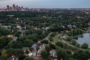 2388 W Lake of the Isles Pkwy, Minneapolis, MN 55405 - Photo 72