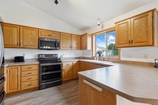 7874 Palmgren Ave NE - Photo 6