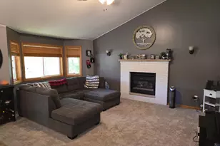 1201 Hemlock Cir, Buffalo, MN 55313 - Photo 2