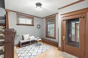 1007 Logan Ave N - Photo 4