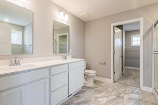8329 Lamont Ave NE - Photo 10
