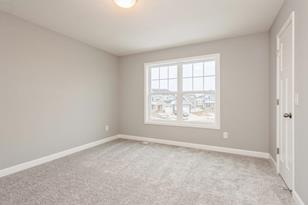 8329 Lamont Ave NE - Photo 12