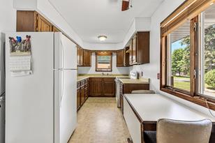 820 23rd Ave N - Photo 10
