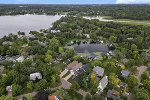 3061 Lake Shore Blvd, Minnetonka, MN 55391 - Photo 4