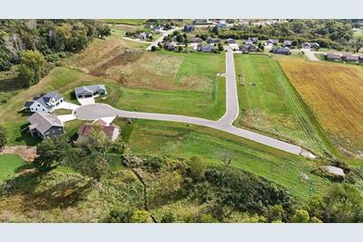 225 Pheasant Run, Rollingstone, MN 55969 - Photo 2