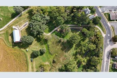 230 Pheasant Run, Rollingstone, MN 55969 - Photo 4