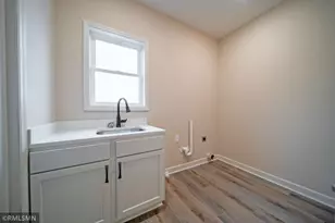 6701 Ridgewood Dr, Cannon Falls, MN 55009 - Photo 8