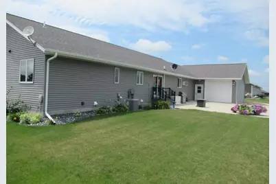 510 Hill Crest Street, Edgerton, MN 56128 - Photo 24
