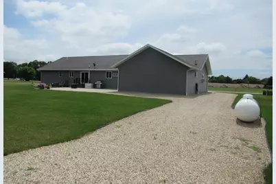 510 Hill Crest Street, Edgerton, MN 56128 - Photo 26