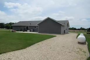 510 Hl Crst St, Edgerton, MN 56128 - Photo 26