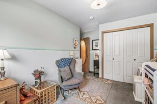 8830 Irving Ave N - Photo 20