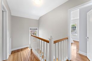 582 Cretin Ave S - Photo 14
