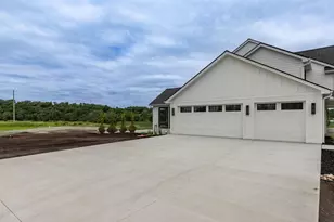 4921 8th St SW, Rochester, MN 55902 - Photo 54