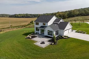 4921 8th St SW, Rochester, MN 55902 - Photo 4