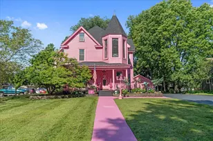 1031 2nd St, Hudson, WI 54016 - Photo 2