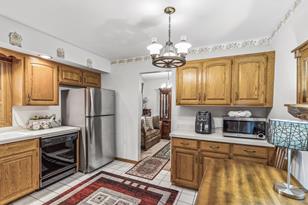 2106 Jade Ln, Eagan, MN 55122 - Photo 22