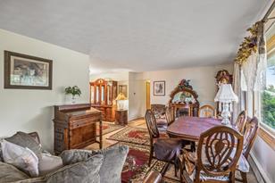 2106 Jade Ln, Eagan, MN 55122 - Photo 6