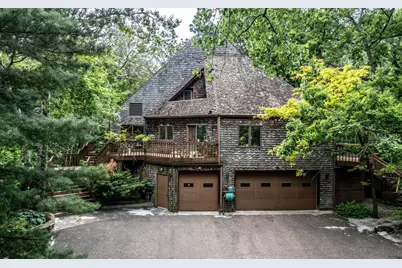 750 Mohican Lane, Mendota Heights, MN 55120 - Photo 6