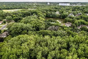 750 Mohican Ln, Mendota Heights, MN 55120 - Photo 4