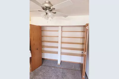 11 Park Street N, Fairfax, MN 55332 - Photo 8