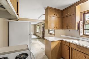 3313 Brunswick Ave N, Crystal, MN 55422 - Photo 10