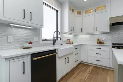 2643 Timber Oaks Road SW, Rochester, MN 55902 - Photo 14