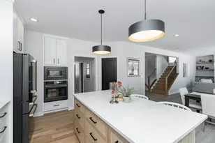 2643 Timber Oaks Rd SW, Rochester, MN 55902 - Photo 12