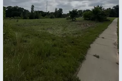 7920 Lake Drive, Circle Pines, MN 55014 - Photo 4