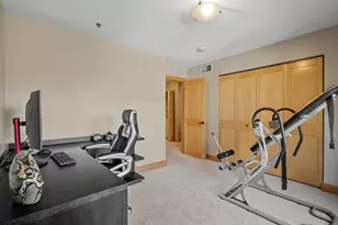 290 Spring St, Saint Paul, MN 55102 - Photo 18