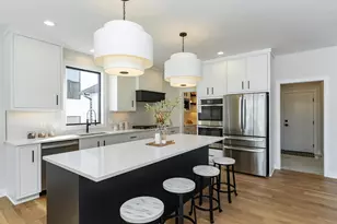 2665 Timber Oaks Rd SW, Rochester, MN 55902 - Photo 14