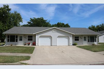 203 Cargill Street, Sherburn, MN 56171 - Photo 1