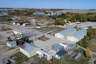 401 4th St, Courtland, MN 56021 - Photo 2