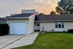 137 Belleville Ct, Thief River Falls, MN 56701 - Photo 1