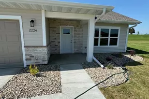 2224 Red Bird Ln, Fairmont, MN 56031 - Photo 2