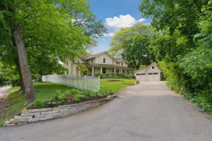 20390 Linwood Rd, Deephaven, MN 55331 - Photo 2