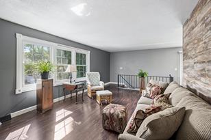 4976 Grenwich Trail N, Oakdale, MN 55128 - Photo 4