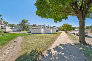 309 Harrison Ave, Saint Paul, MN 55102 - Photo 24