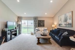 8877 Joliet Ave S, Cottage Grove, MN 55016 - Photo 12