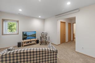 18795 Jordan Cir, Lakeville, MN 55044 - Photo 22