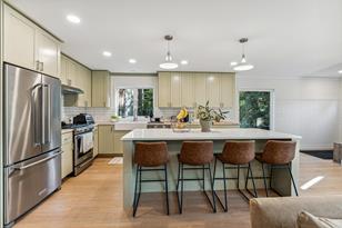 2385 Commonwealth Ave, Saint Paul, MN 55108 - Photo 12