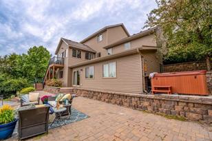 106 Ridge Rd, New London, MN 56273 - Photo 4