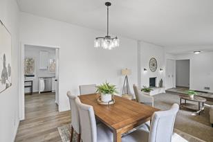 135 Sabra Ct, Apple Valley, MN 55124 - Photo 6