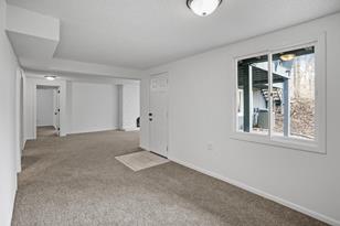 135 Sabra Ct, Apple Valley, MN 55124 - Photo 28