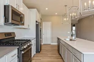 10625 Juneau Ln N, Maple Grove, MN 55369 - Photo 4